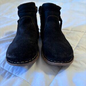 Born Tarkiln Bootie size 7